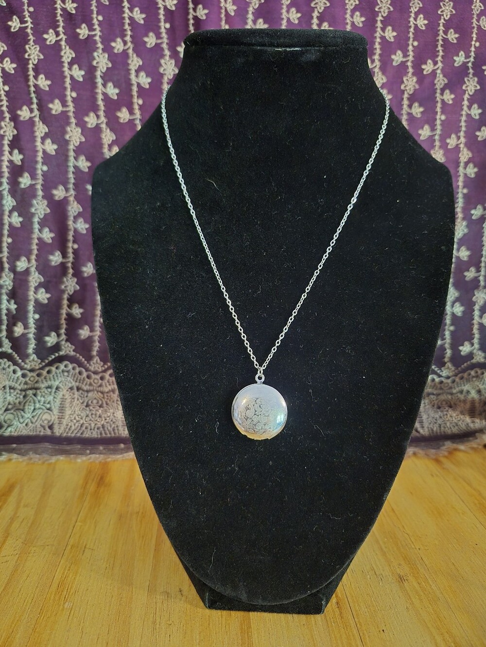 Silver-Tone Round Locket Pendant Necklace